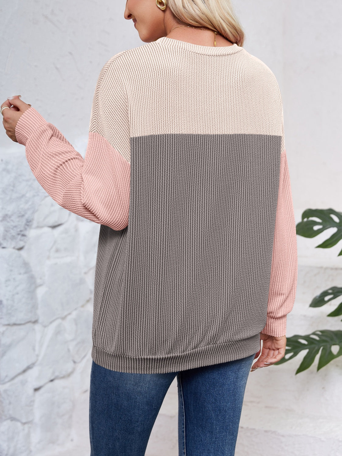 Meredith Sweatshirt